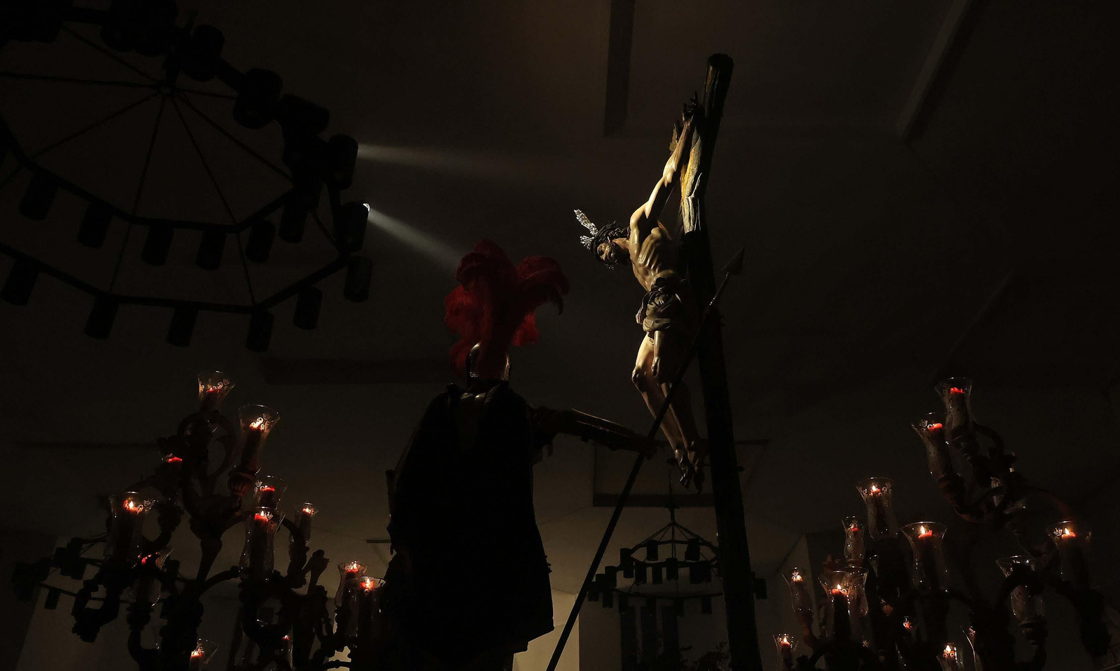 Fotos del Viernes Santo en Algeciras: Misericordia y Santo Entierro