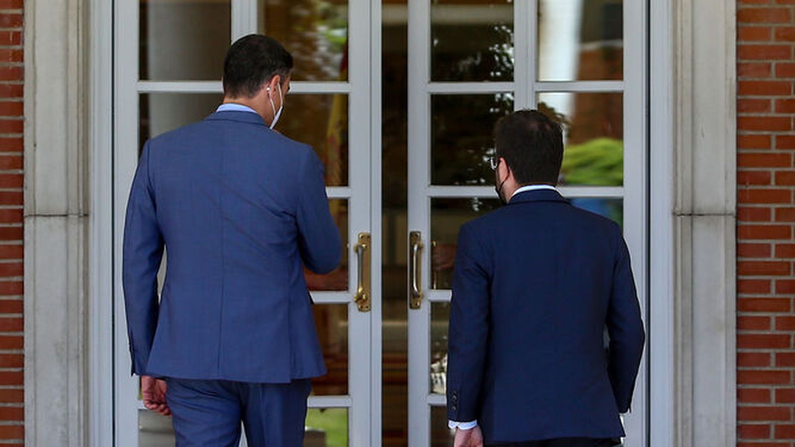 Pedro Sánchez y Pere Aragonès entran en La Moncloa para reunirse el pasado 29 de junio.