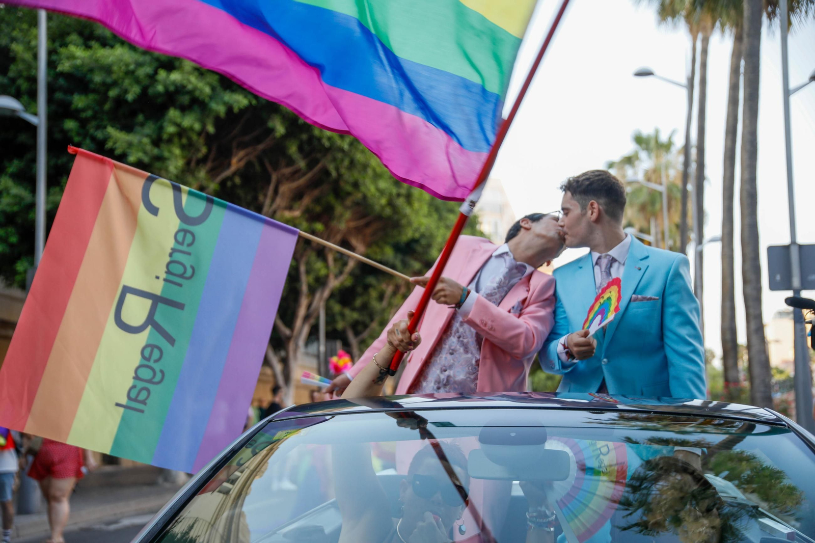 Las imágenes del Orgullo LGTBI en Almería
