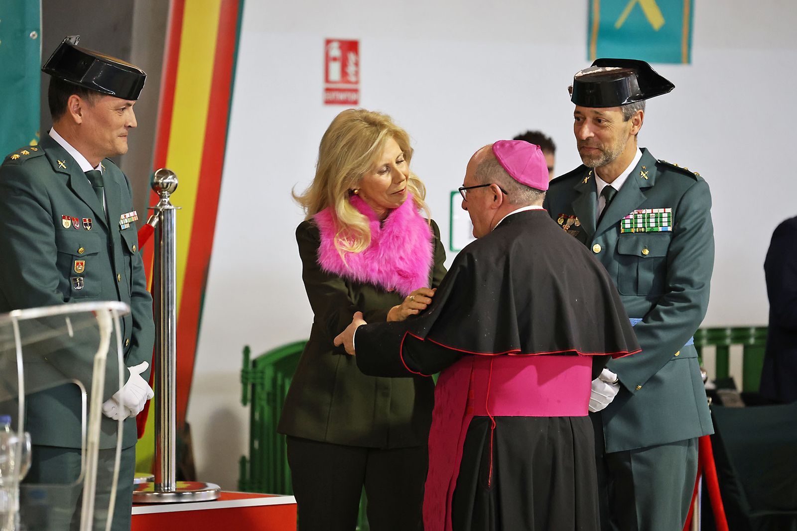 Imágenes de la jura del cargo de Julio Serrano Checa como Jefe de la Comandancia de la Guardia Civil de Huelva