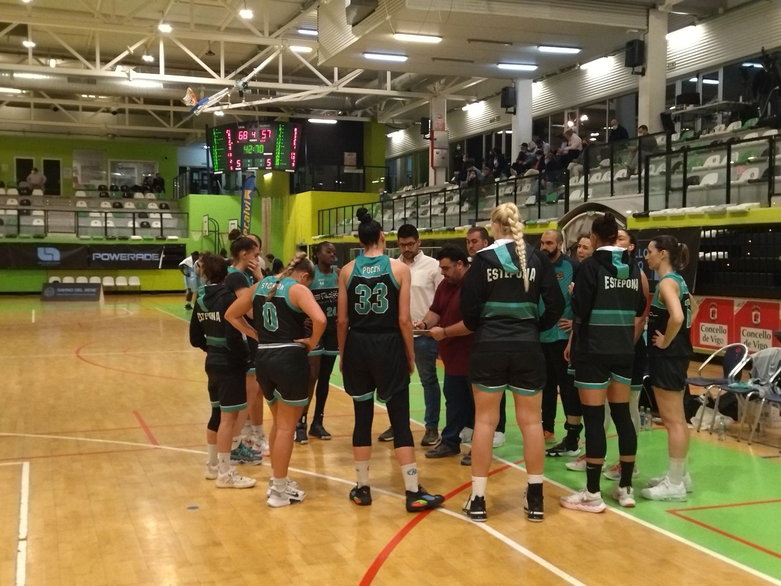 Un tiempo muerto del CAB Estepona.