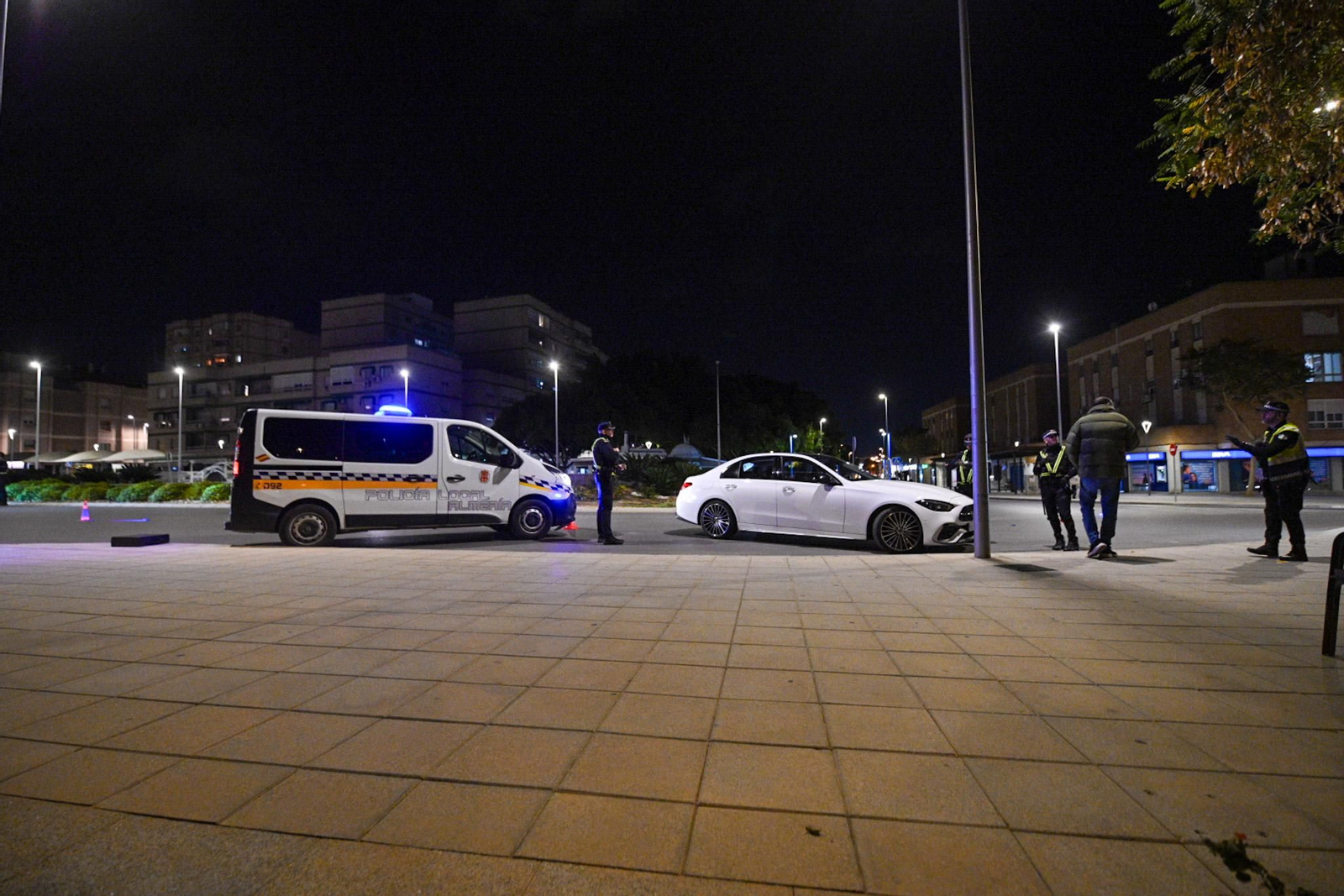 Agentes de la Policía Local de Almería.
