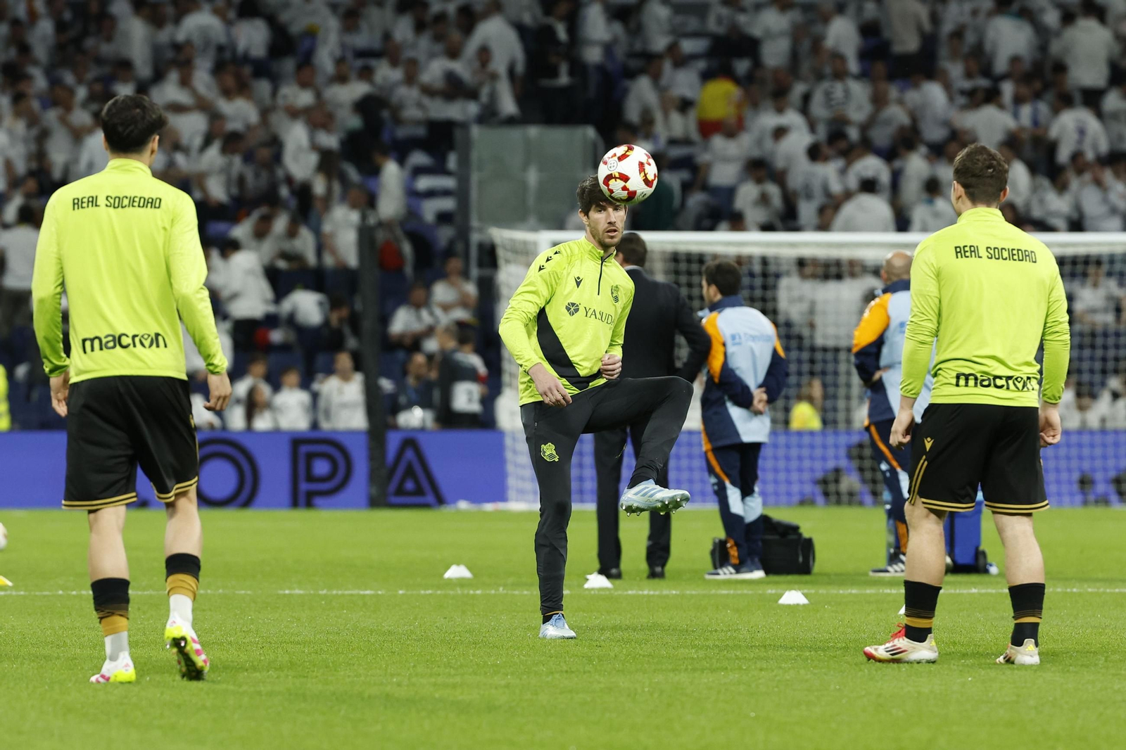 Las fotos del Real Madrid - Real Sociedad camino del Estadio de la Cartuja