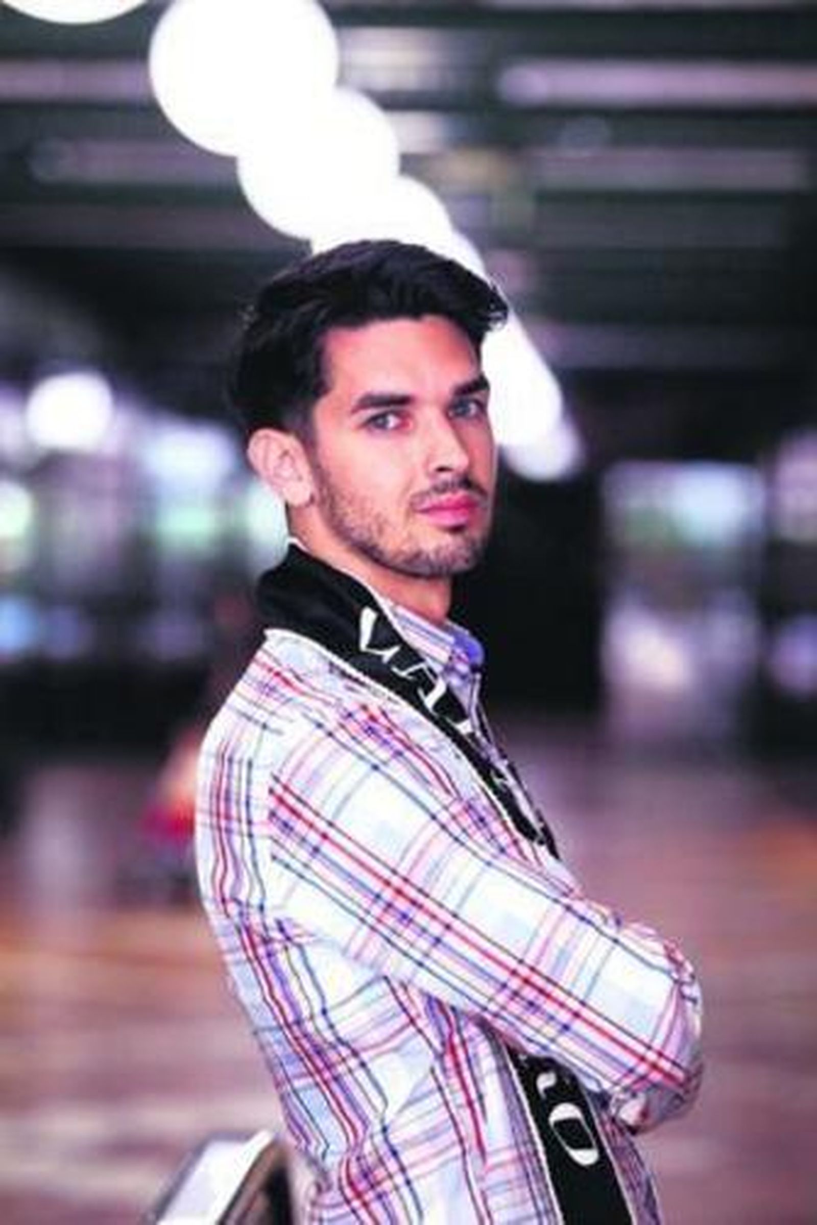 Dos guapos de Almería se clasifican para la final de Caballero y Dama