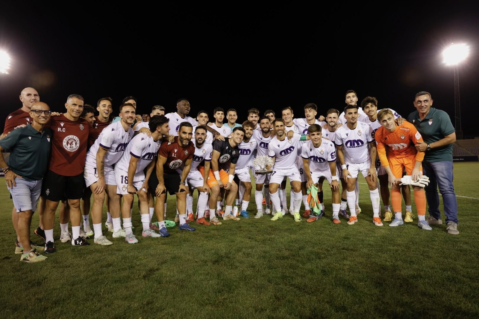 Las mejores imágenes del Trofeo del Olivo entre Real Jaén y Granada CF