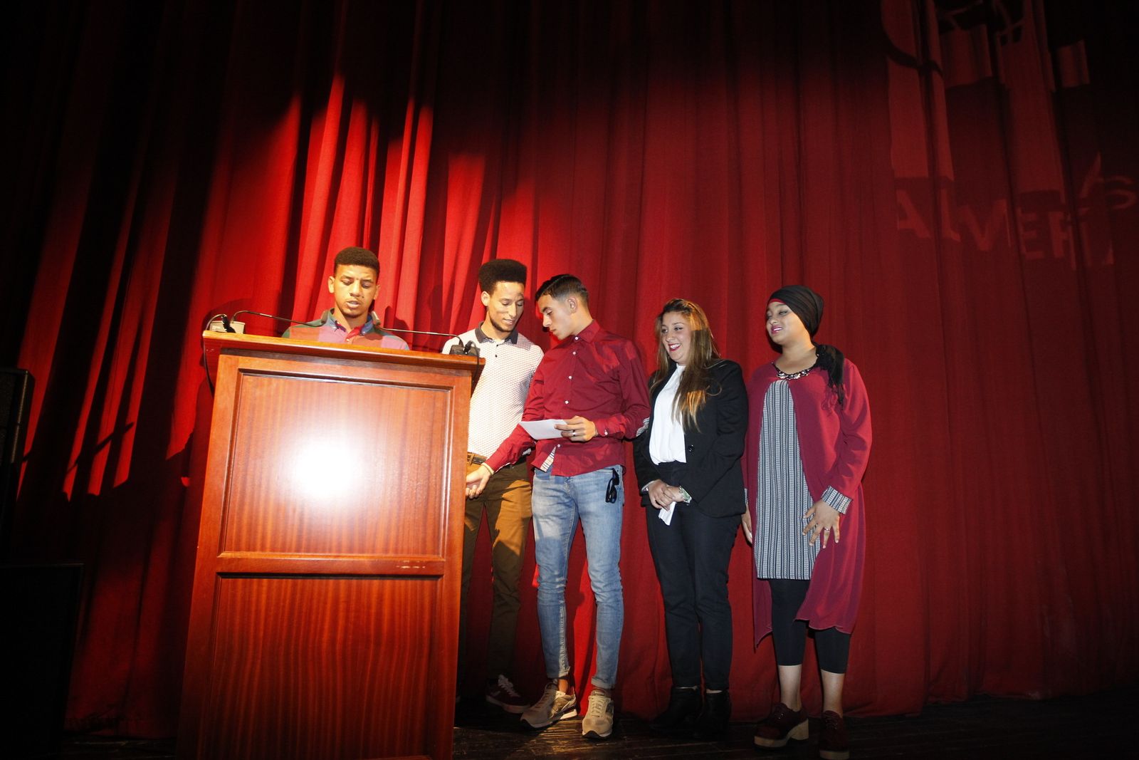 Jóvenes de El Puche enseñan su barrio con dignidad en un documental