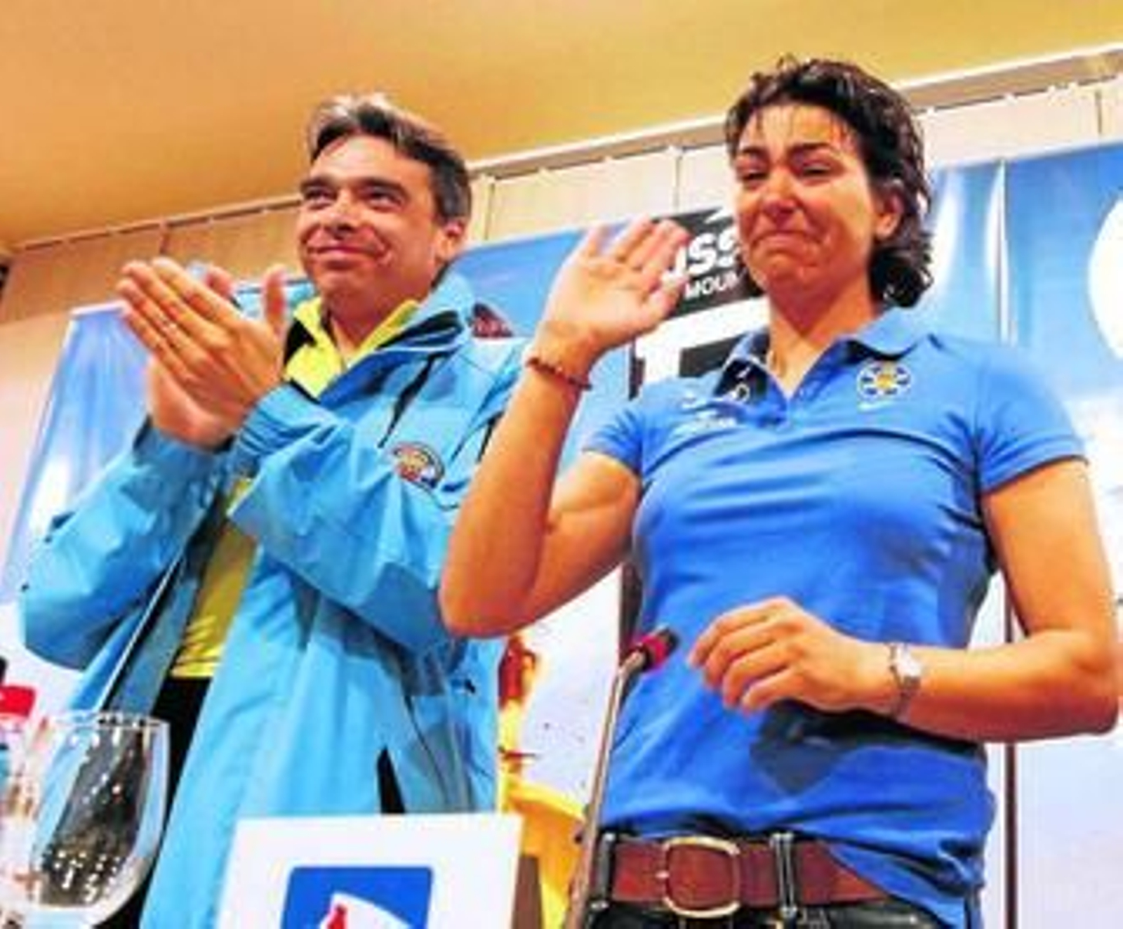 Rienda se emociona en presencia de Albert Soler, máxima autoridad deportiva del país.