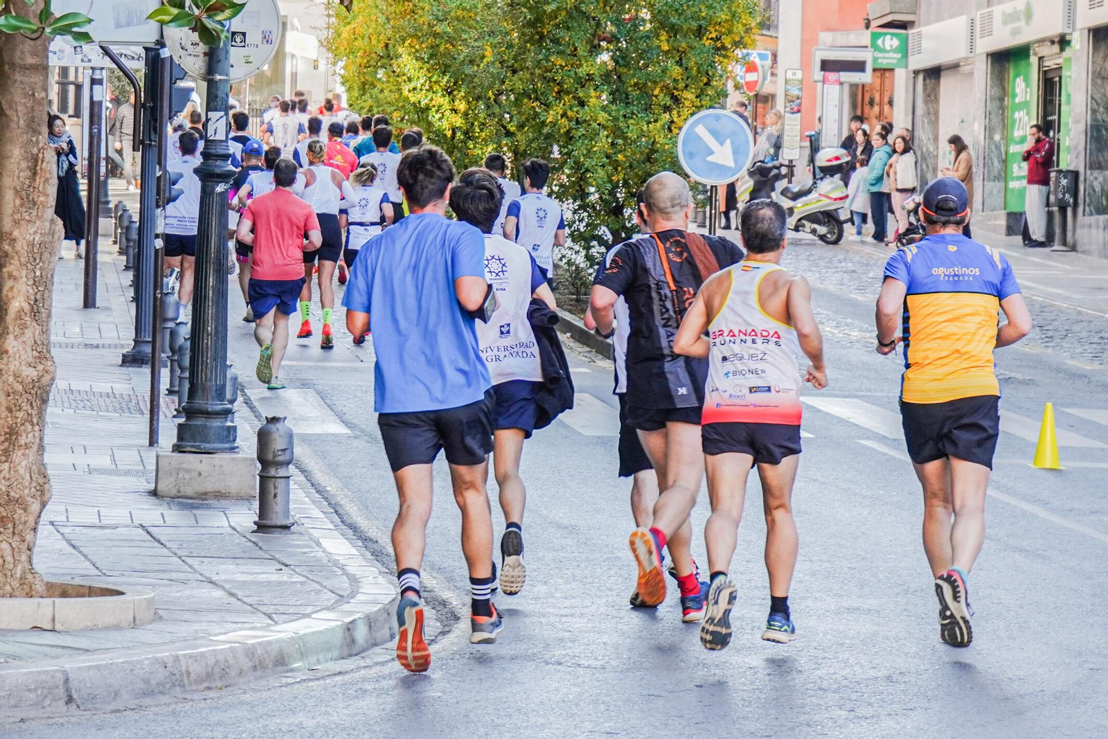 Las mejores imágenes de la X Carrera Universitaria de la UGR