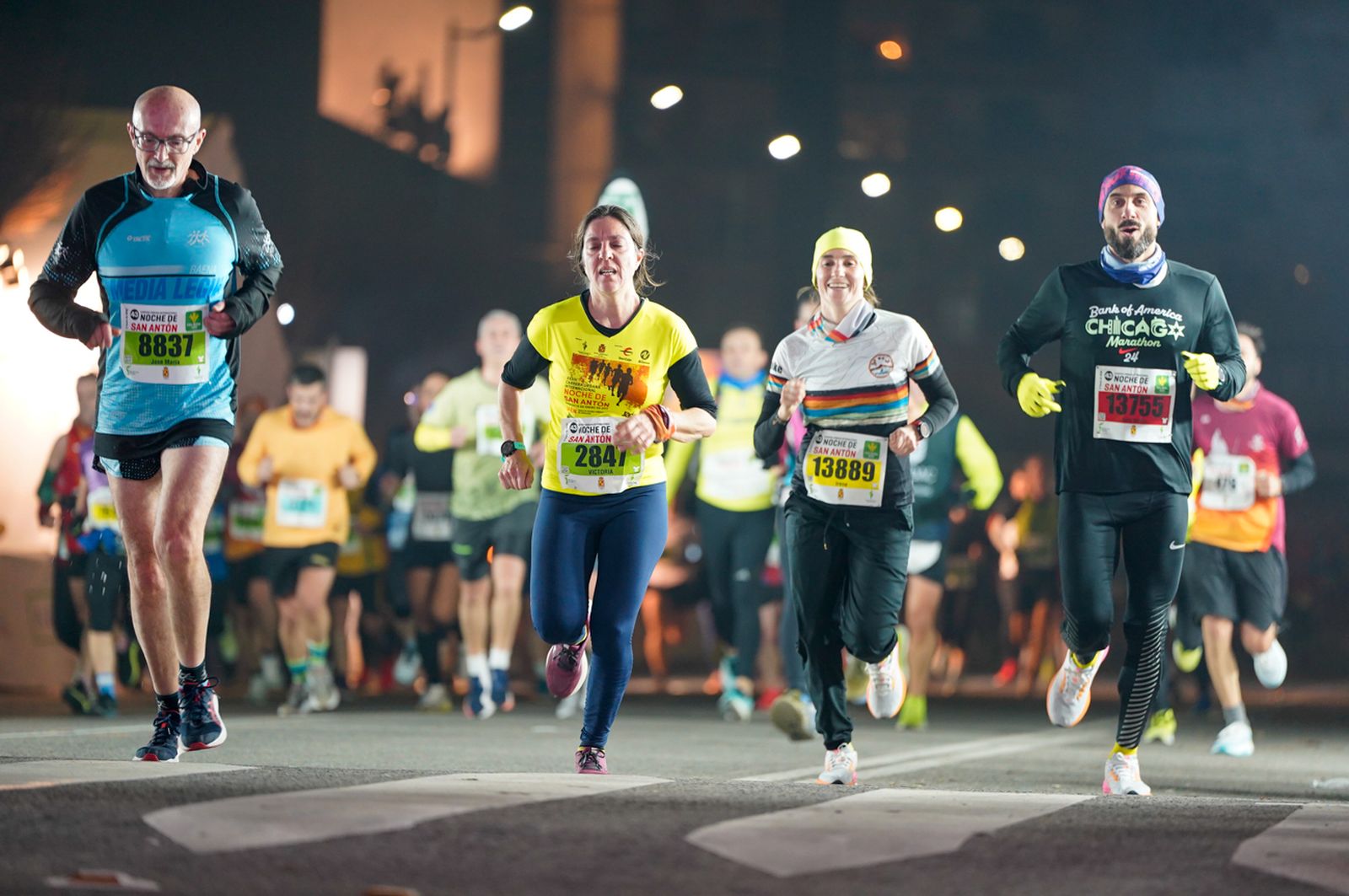 En imágenes: búscate en tu llegada a meta de la Carrera de San Antón 2026 (9)