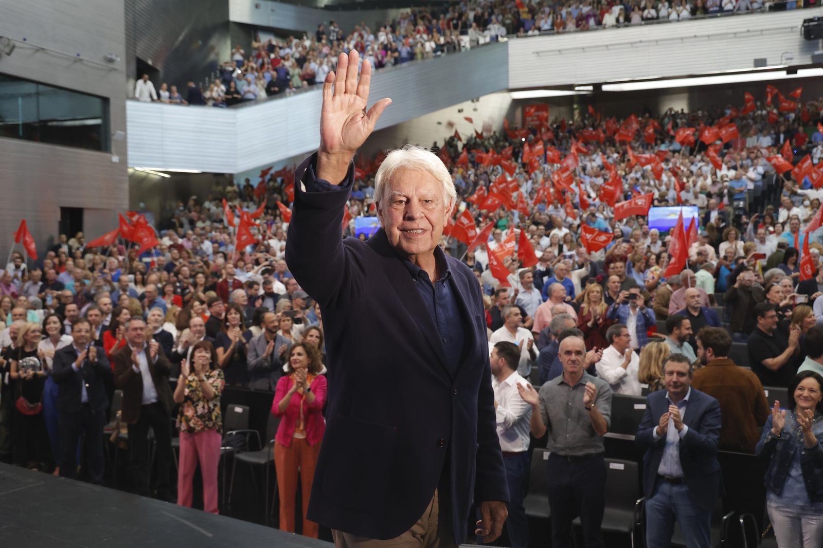 las imágenes del acto del PSOE en Sevilla