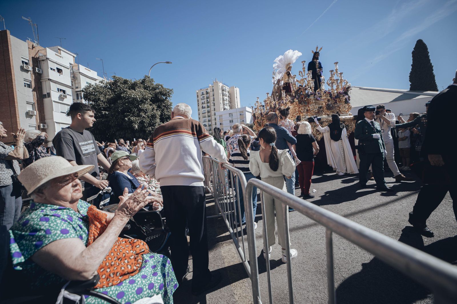 La salida de la Hermandad de San Pablo en la Semana Santa de Sevilla 2023