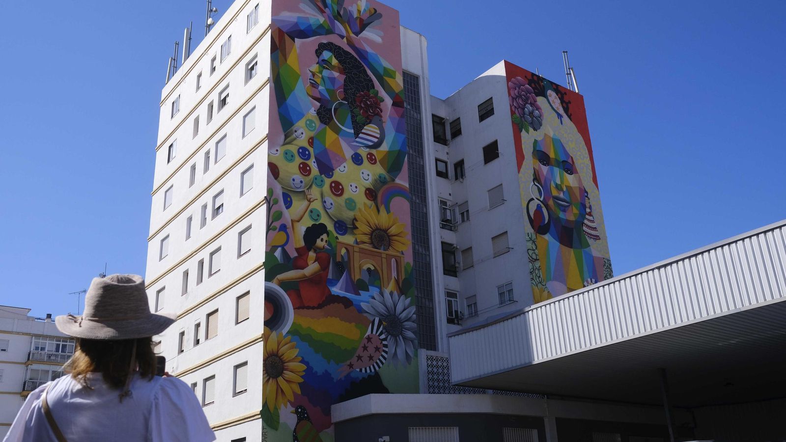 Okuda es uno de los creadores más reconocidos con obras en Ronda