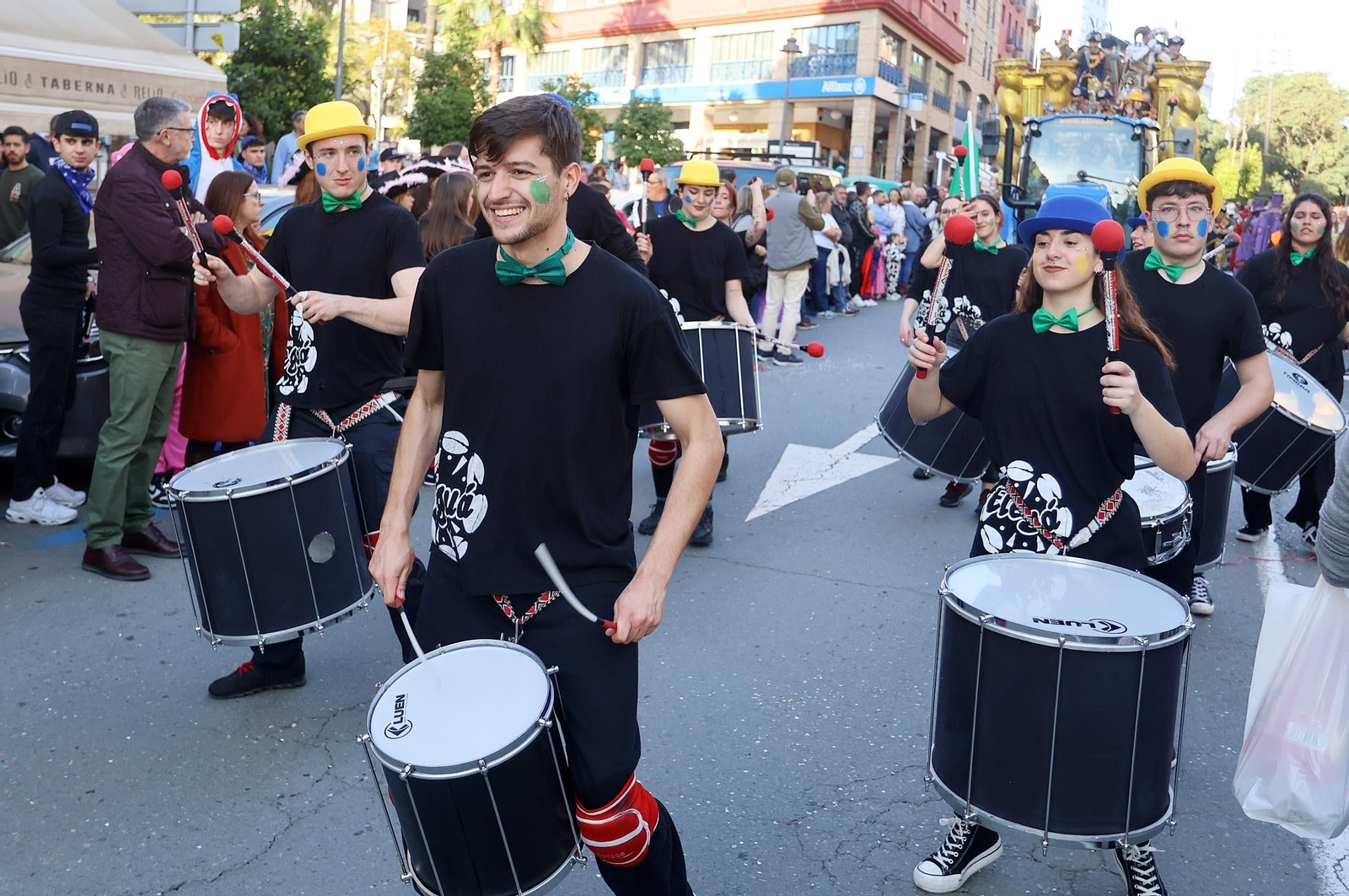 Imágenes de la cabalgata del Carnaval Colombino 2024