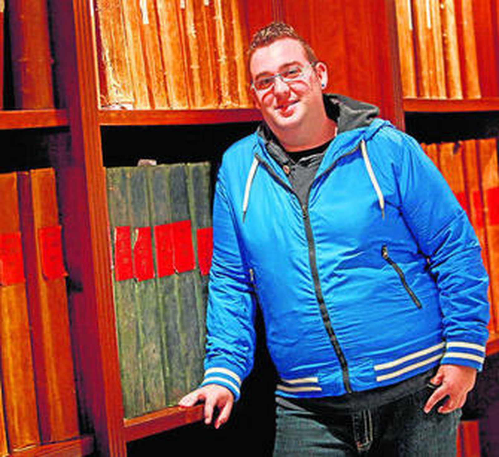 Lolo Fernández, en la hemeroteca de 'Diario de Cádiz'.