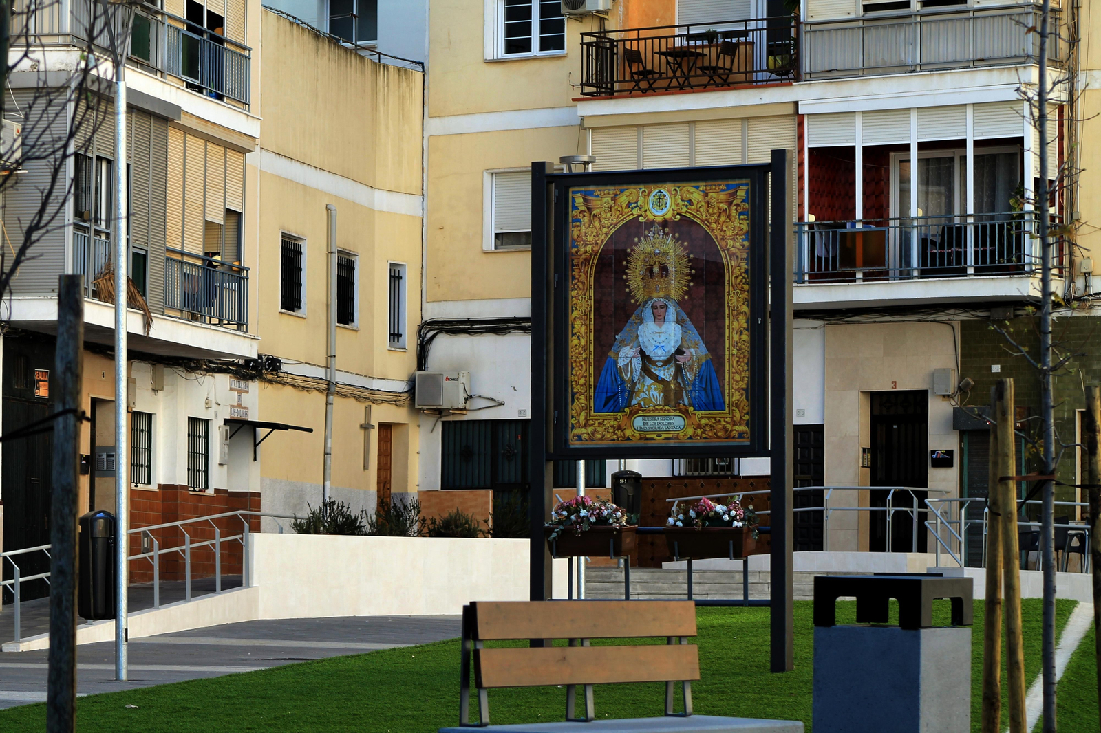 Barrio a Barrio: Imágenes de la Barriada de Los Dolores