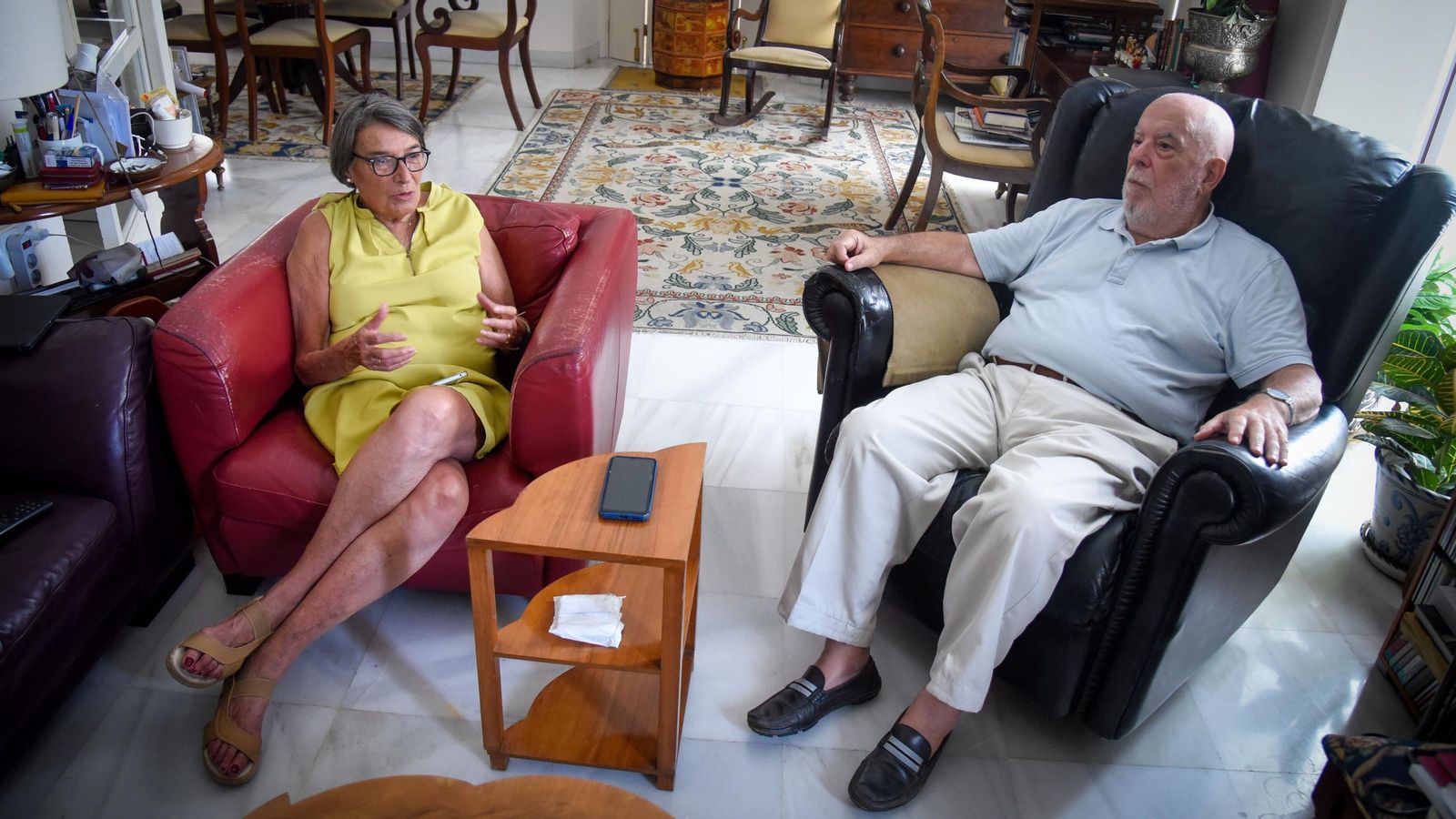 Consuelo Varela y Juan Gil, en su domicilio.