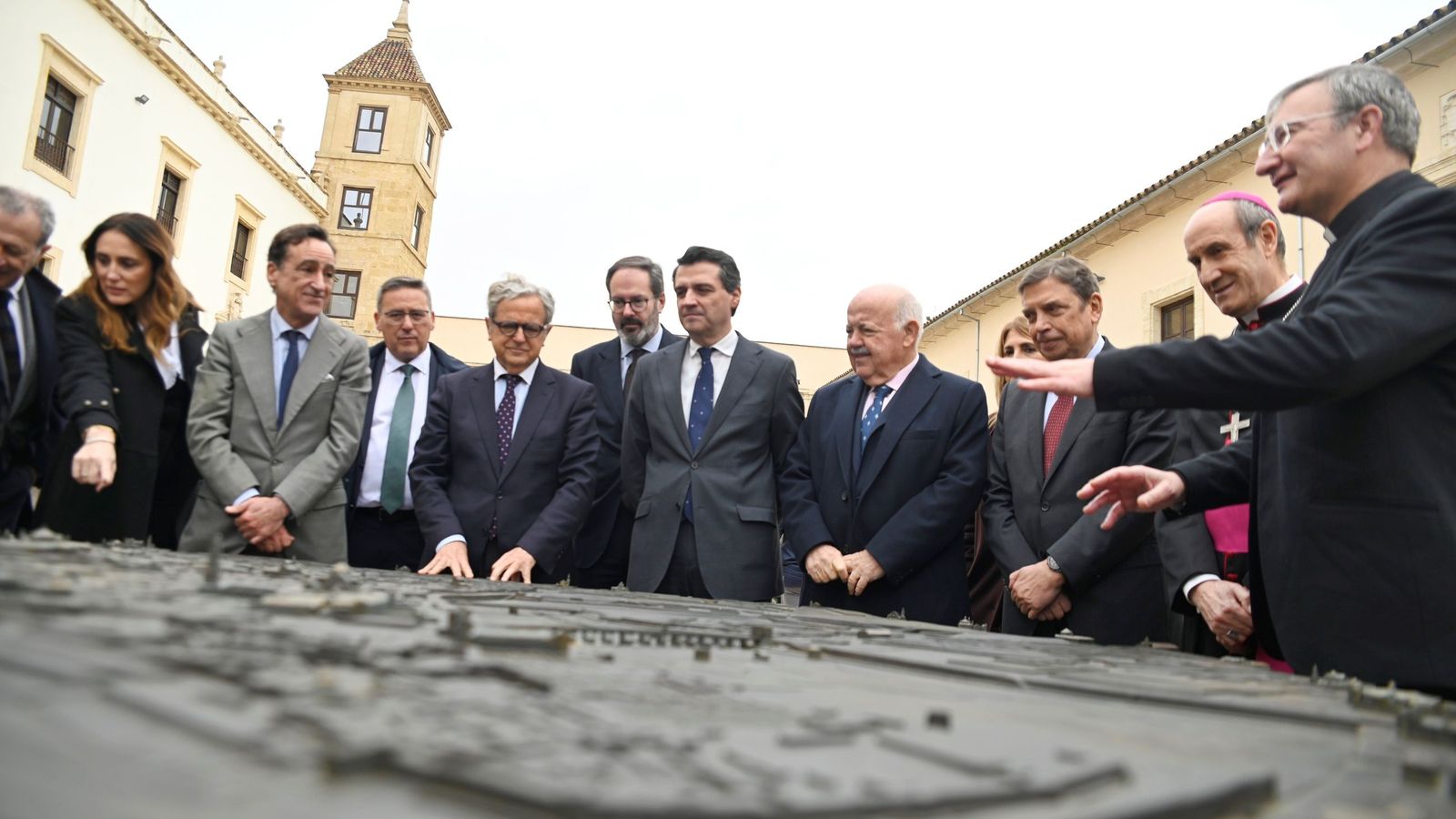 La inauguración del centro de recepción de la Mezquita-Catedral de Córdoba.