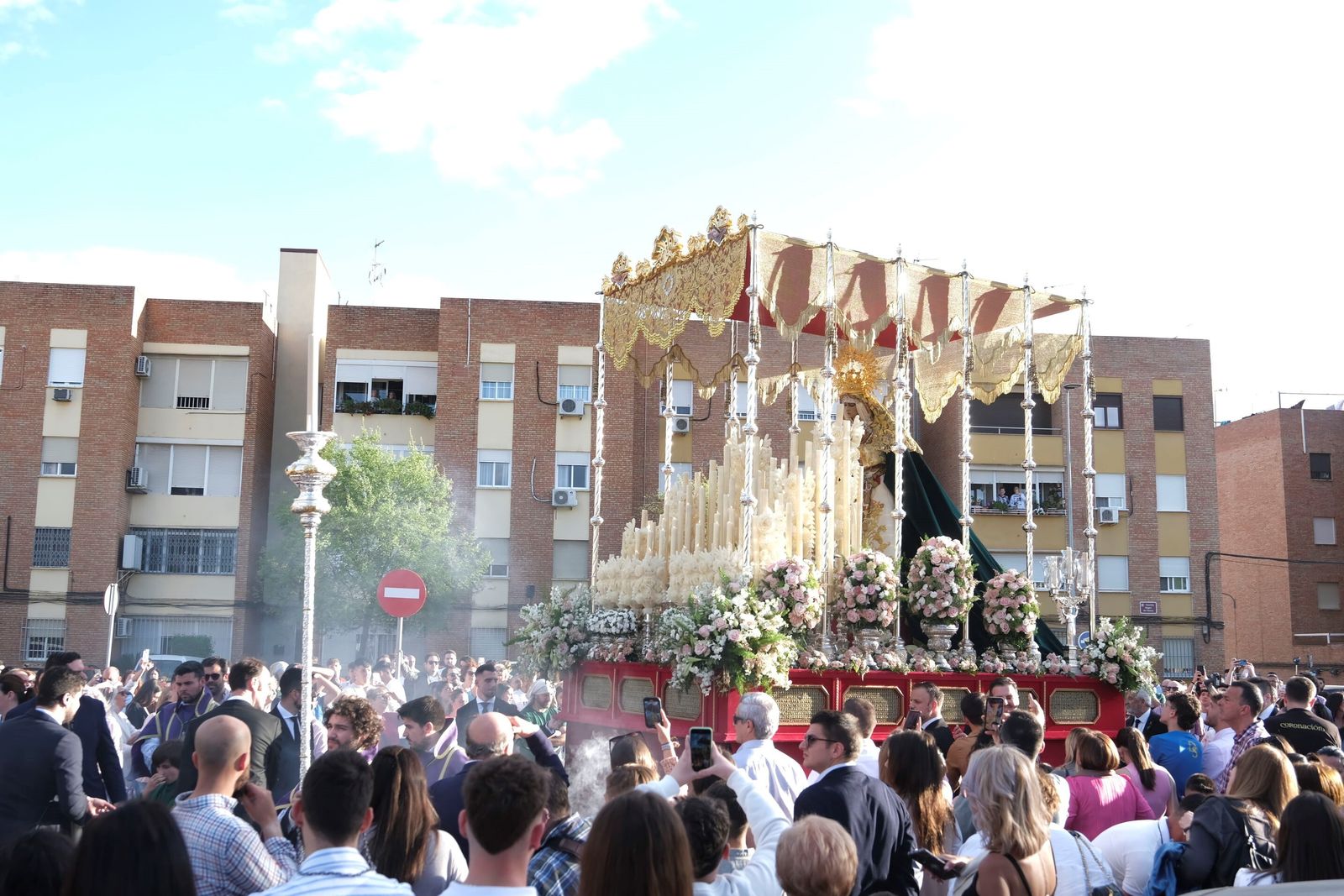 Sábado de Pasión en Córdoba: la procesión de la Prohermandad de la O, en imágenes