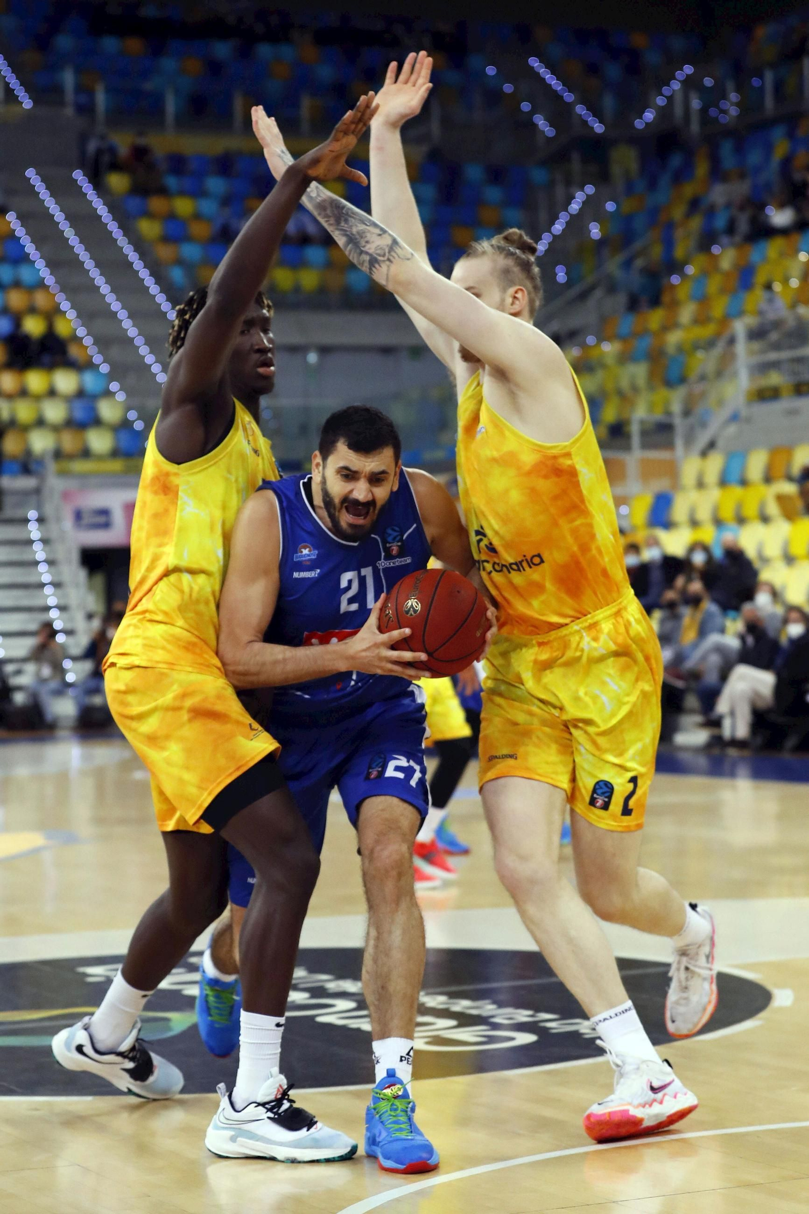 Diop y Balcerowski, en un partido.