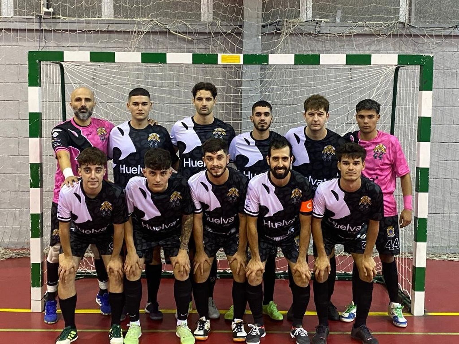 El SuperHugo44 Team antes de un encuentro