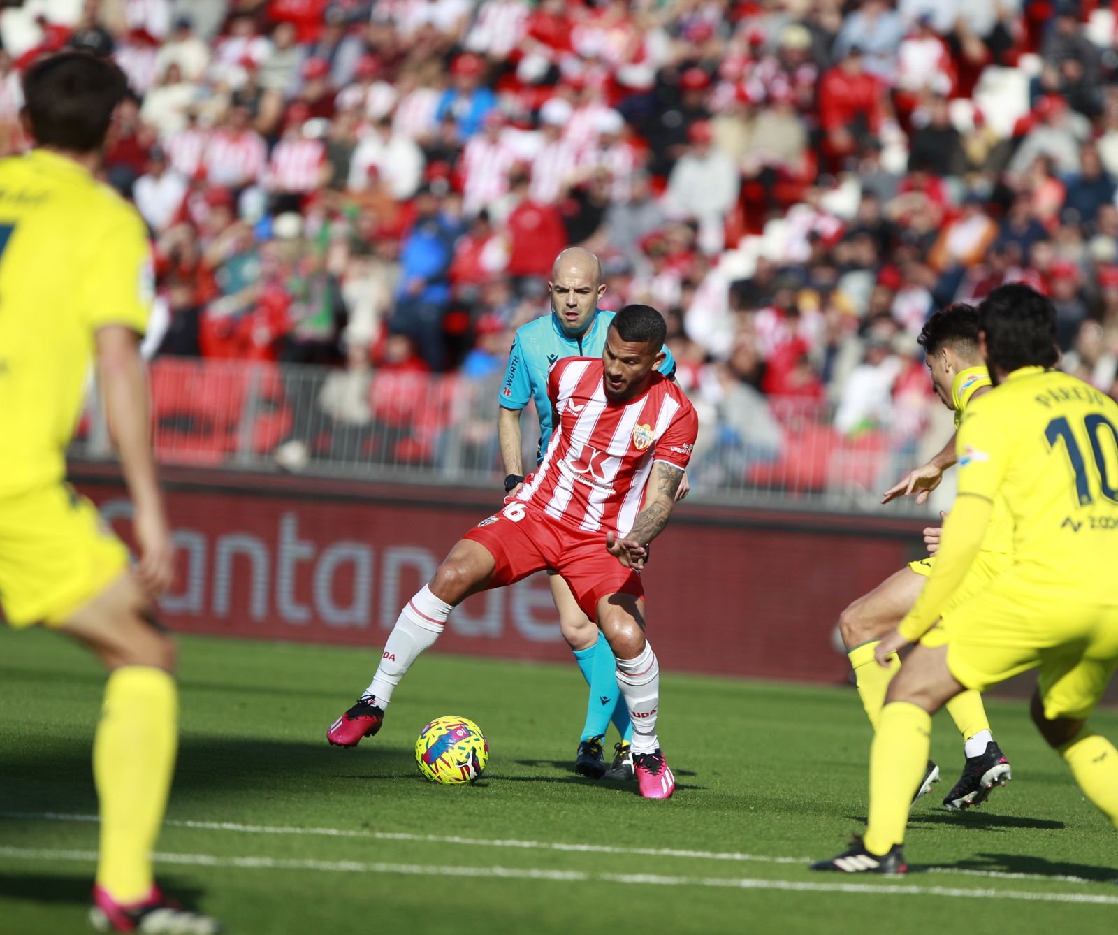 Imágenes de la derrota de la U.D. Almería ante el Villarreal por 0 a 2