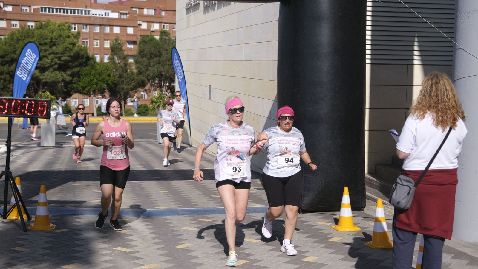 Imágenes de la II Carrera Sin Humo, en Almería