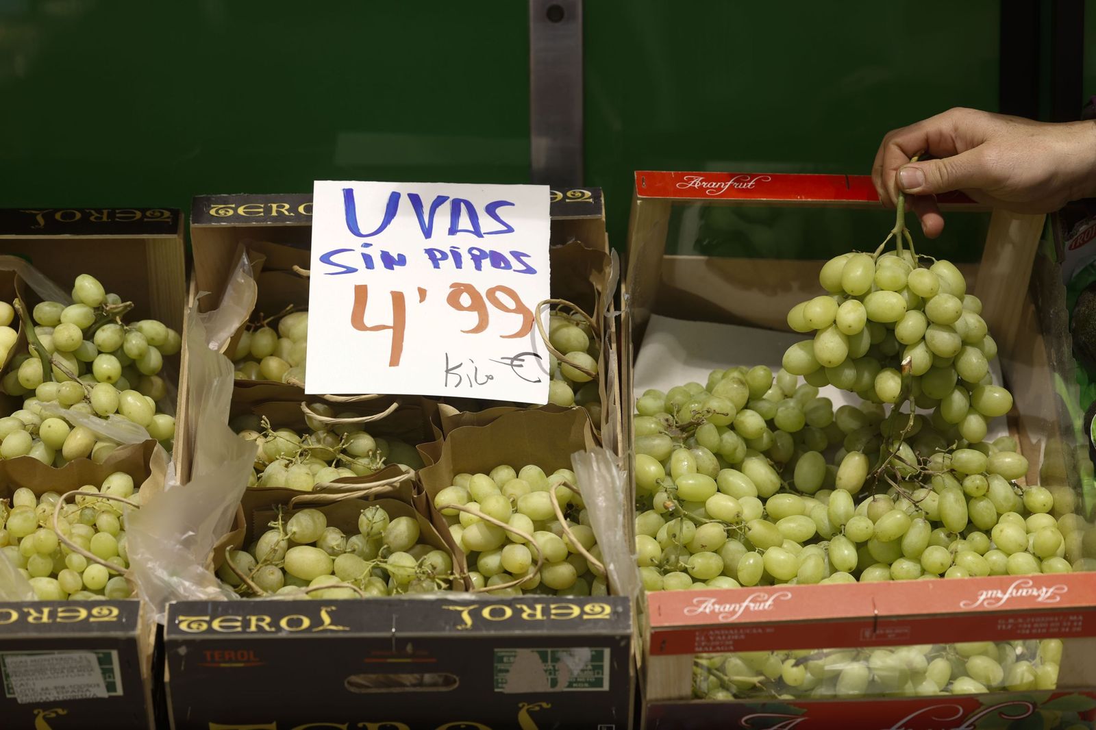 Las uvas han subido con respecto al pasado año.