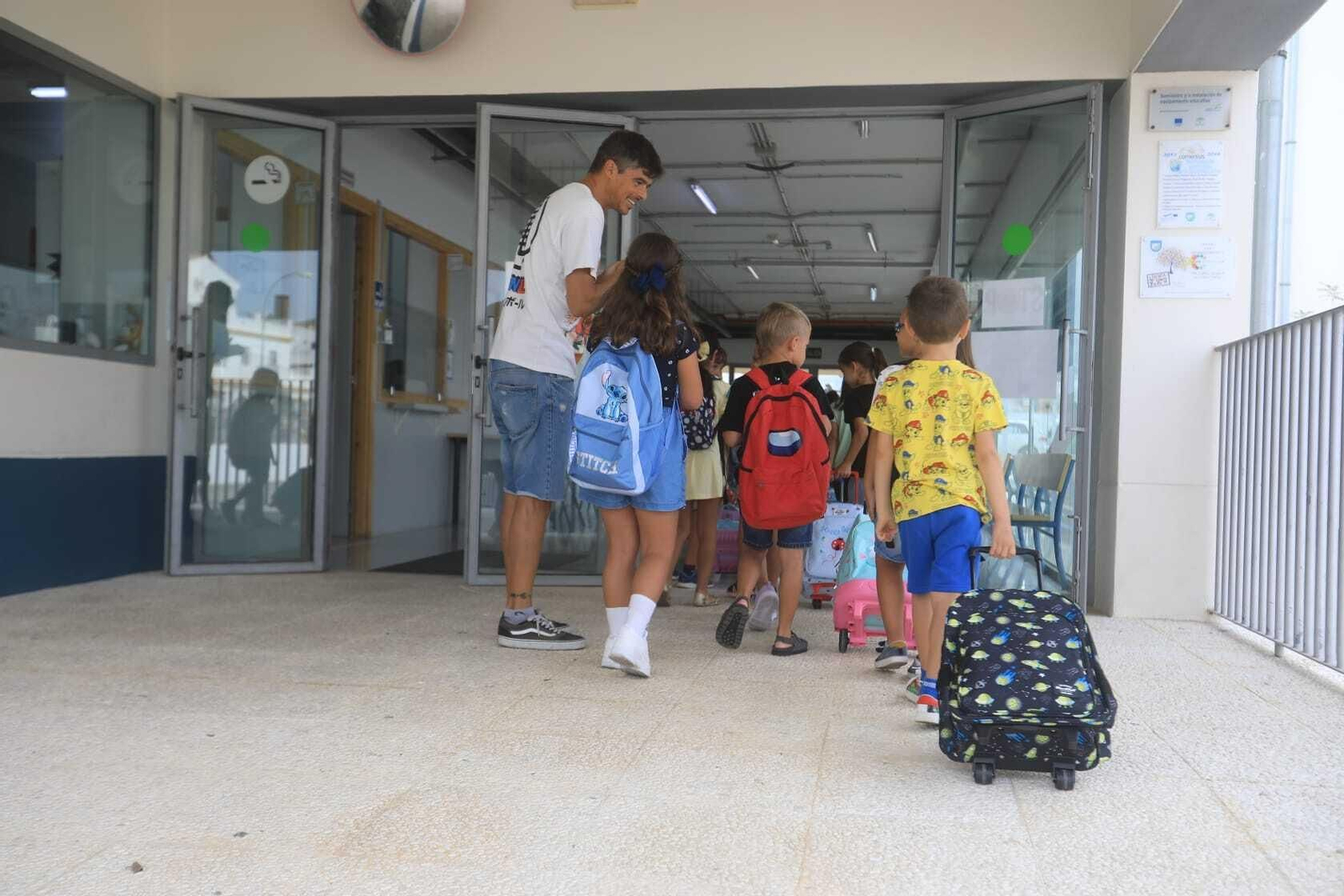 Las imágenes de la vuelta al cole en San Fernando