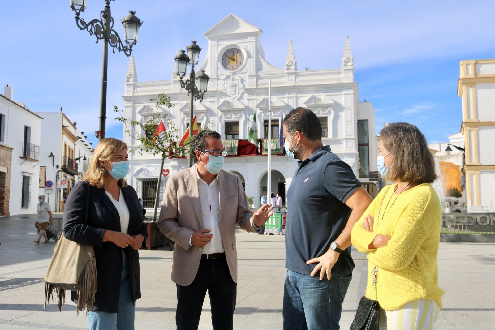 Manuel Andrés González esta mañana en Cartaya.
