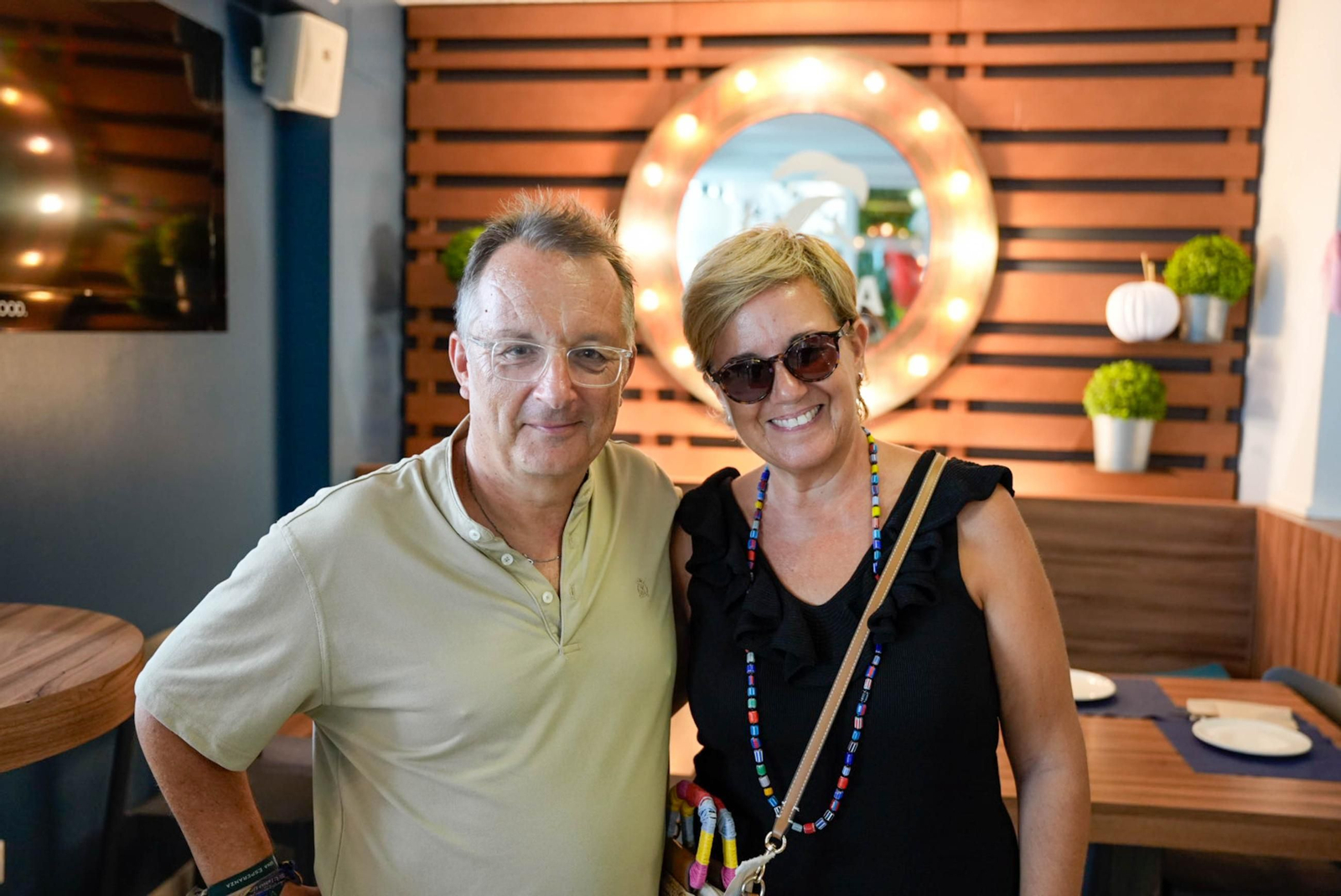 Los almerienses disfrutan del lunes en la Feria del Mediodía