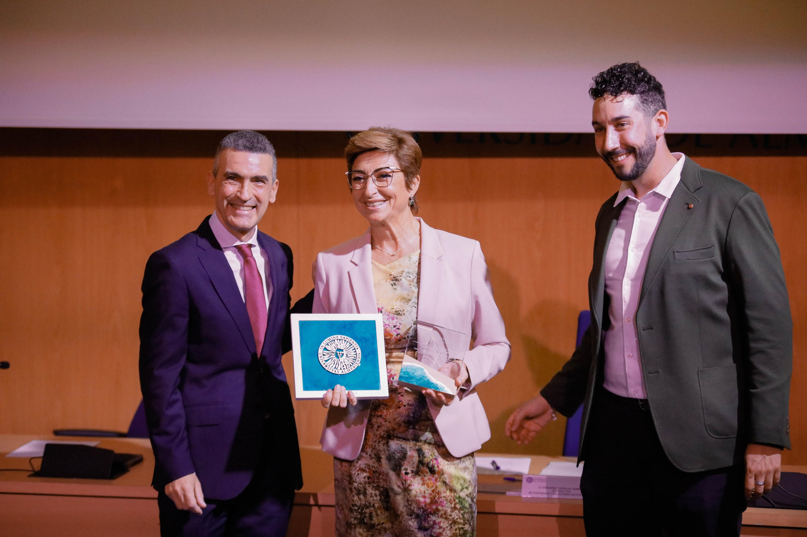 Entrega de distinciones en Salud UAL, en imágenes