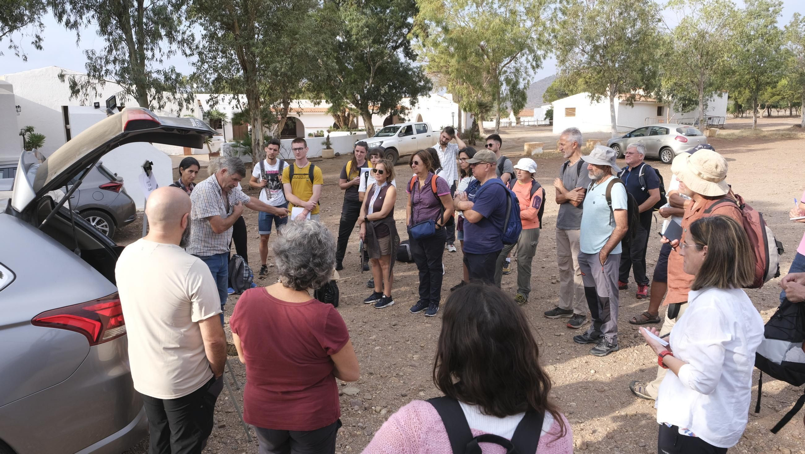 Recorrido por el cortijo El Romeral con 1200 cabras celtibéricas, en imágenes