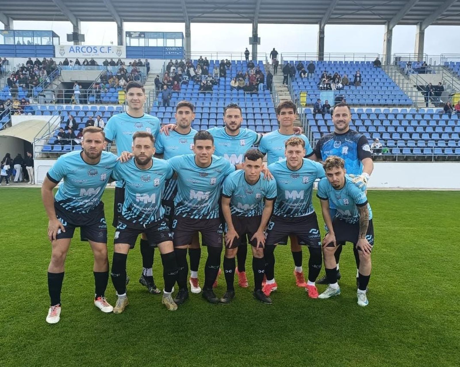 Formación inicial del Jerez Industrial en Arcos.