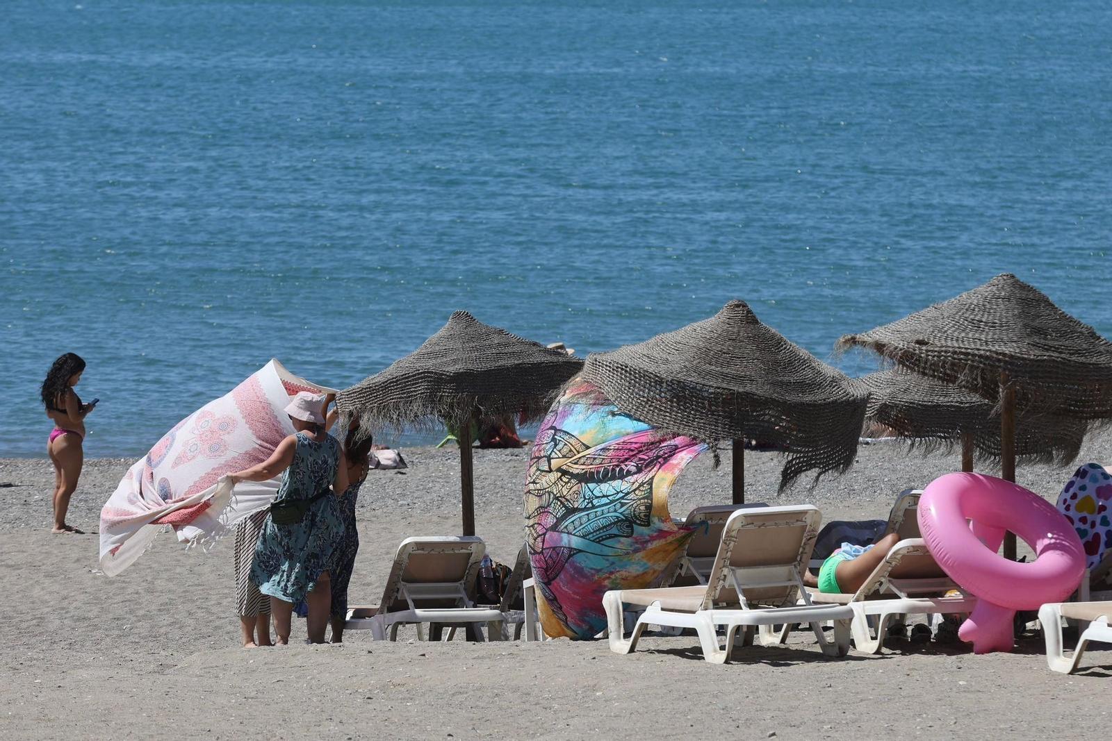 Las fotos del día de fuertes vientos en las playas de Málaga