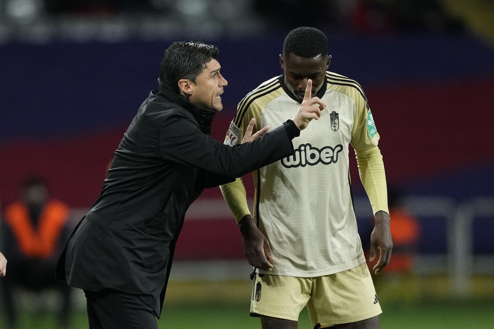 Martin Hongla cuajó un gran partido en Barcelona.