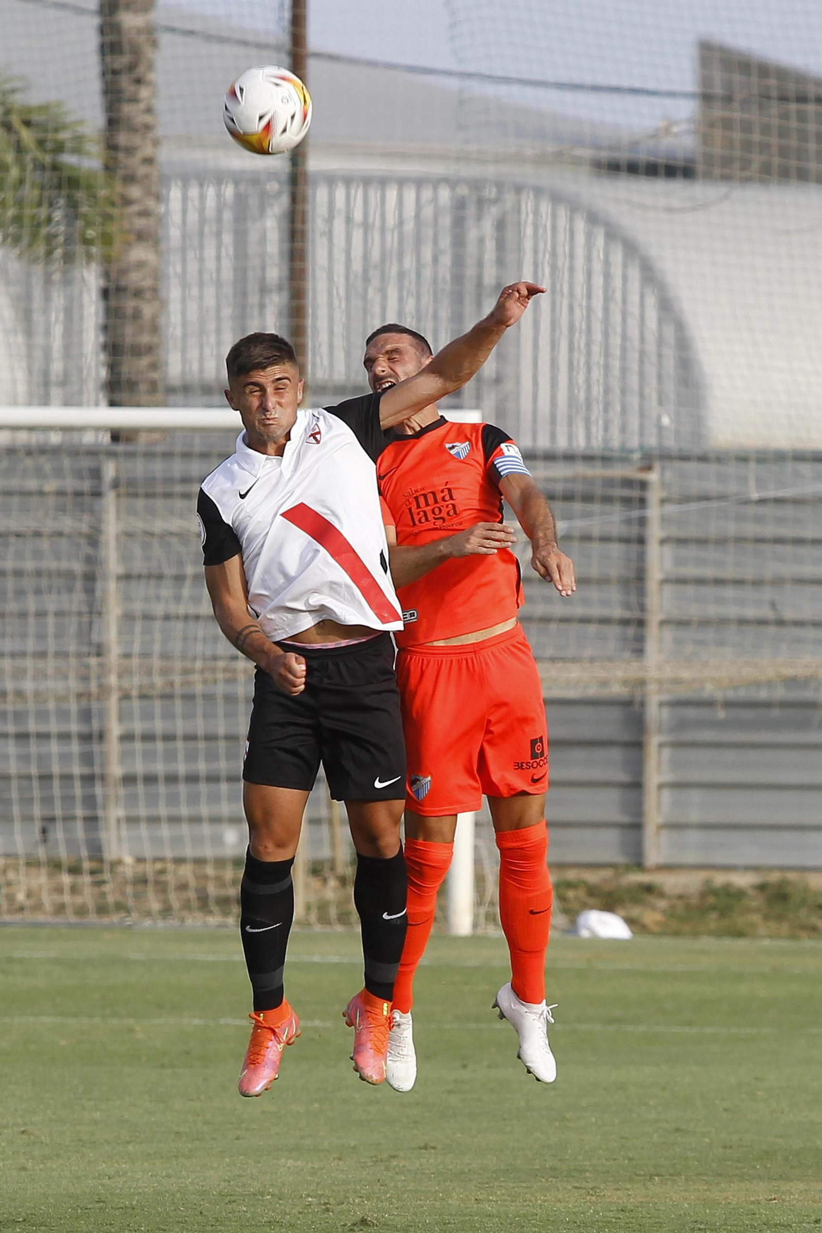 El Málaga CF-Sevilla Atlético, en fotos