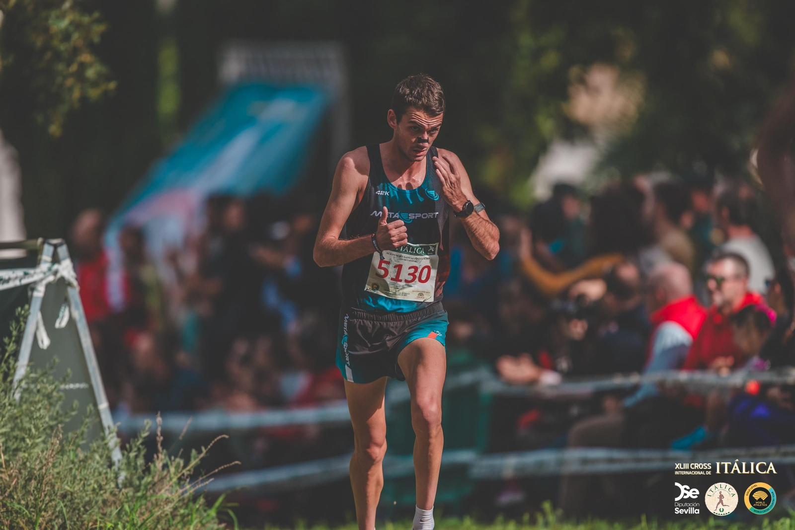 Búscate en las fotos del Cross de Itálica 2025 | 12