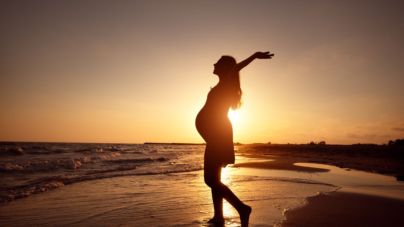 Con el embarazo, se debe utilizar ropa de tejidos naturales como algodón, seda y lino.