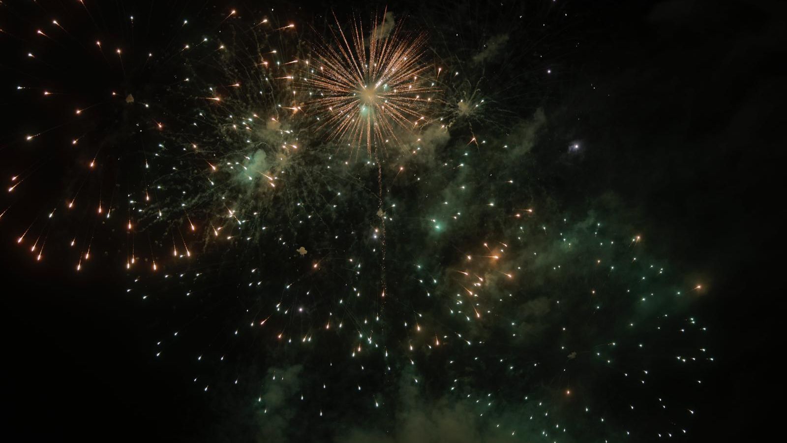 Uno de los momentos del espectáculo piromusical.