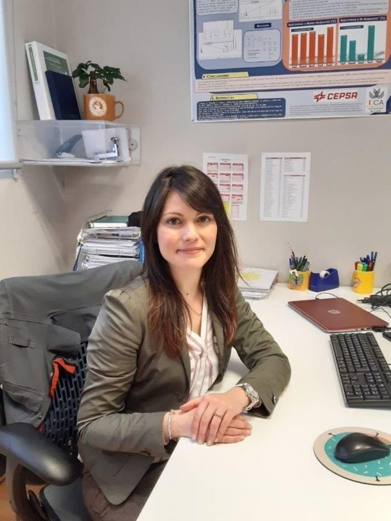 Elena Pérez Guevara, la autora de la tesis