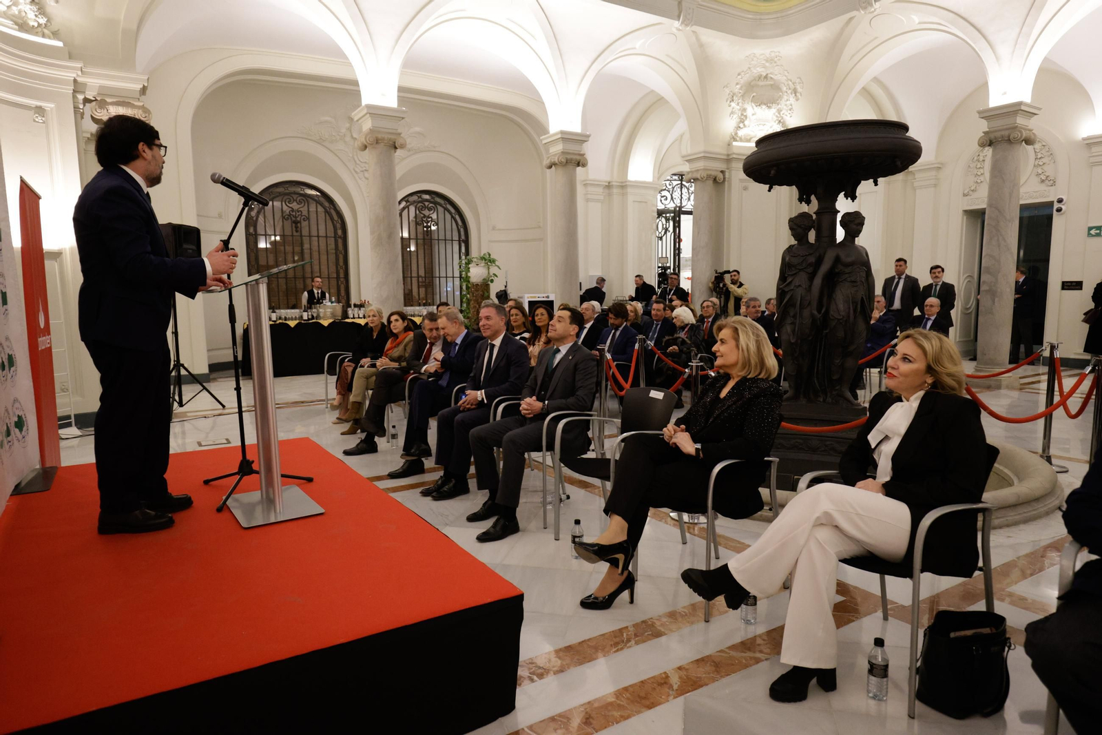 I Premio a la Trayectoria ejemplar en defensa de Andalucía a Fátima Báñez y a Jaime Montaner Roselló