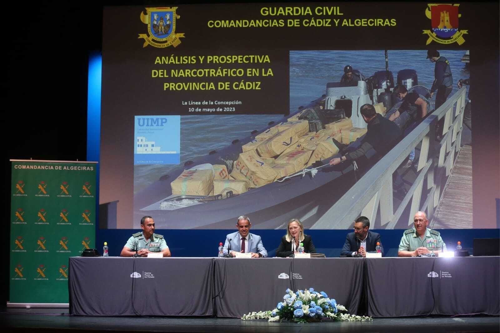 Francisco Almansa, José Pacheco, Felicidad Rodríguez, Juan Franco y Jesús Núñez, en la apertura de las jornadas.