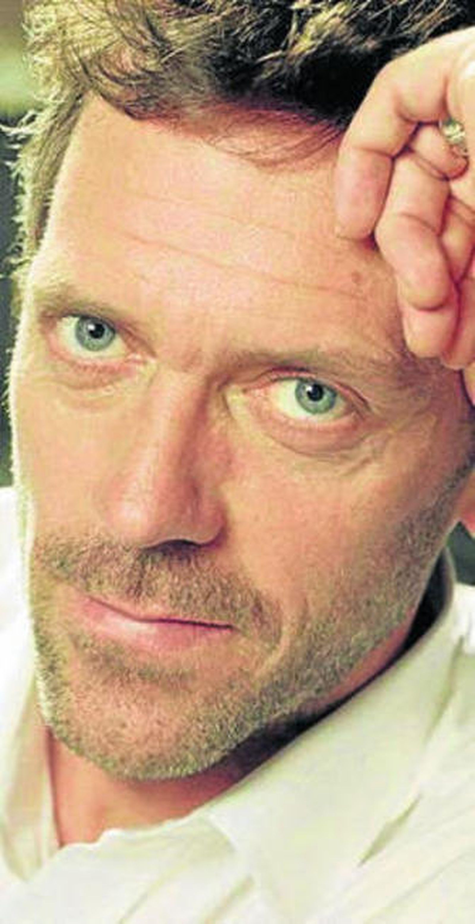 Nacho Medina, en el centro, con Frank Cuesta (izquierda) y el cámara Santiago Trancho.