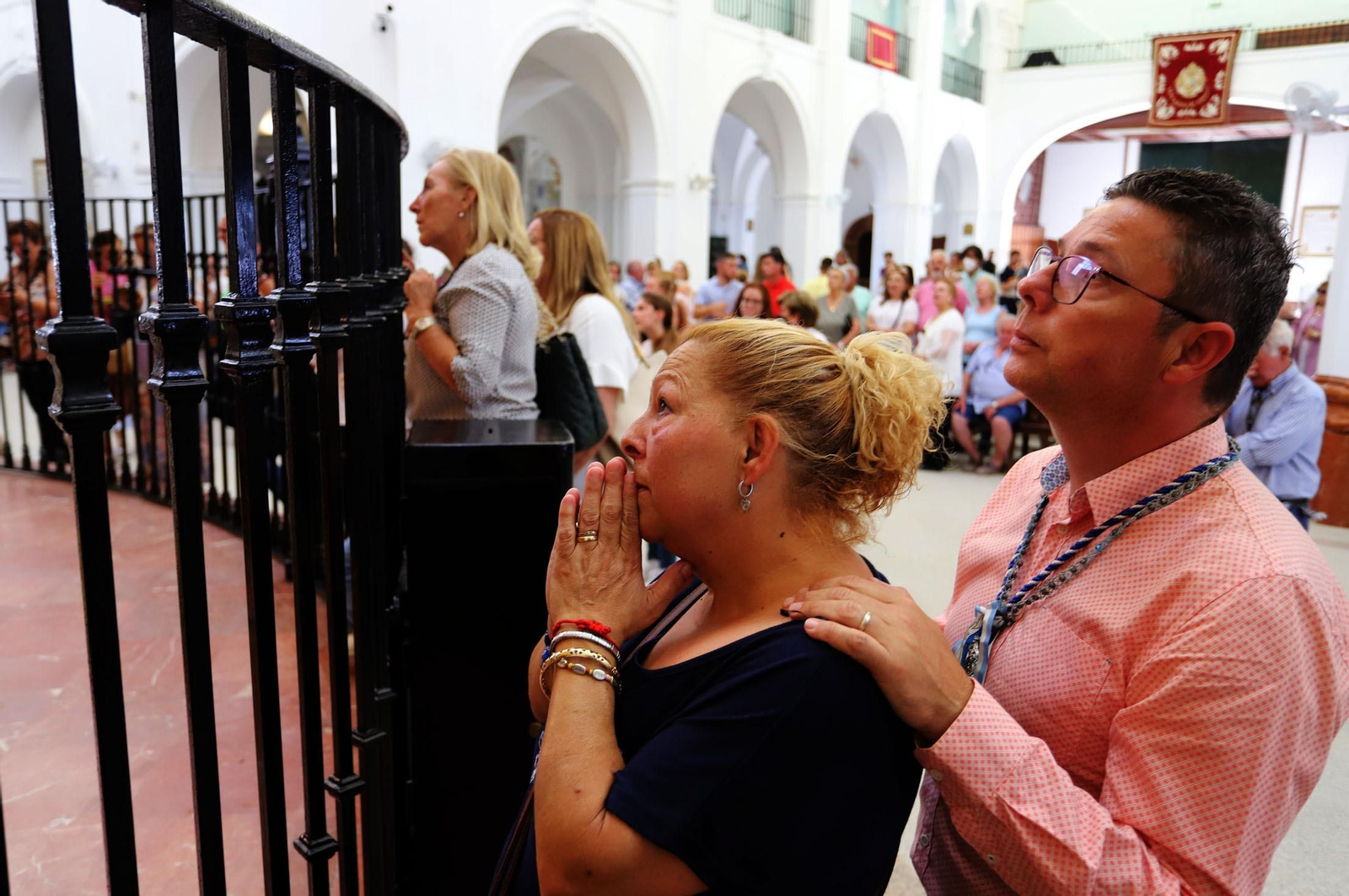 Ambiente en la aldea del Rocío previo a la llegada de las Hermandades, en imágenes