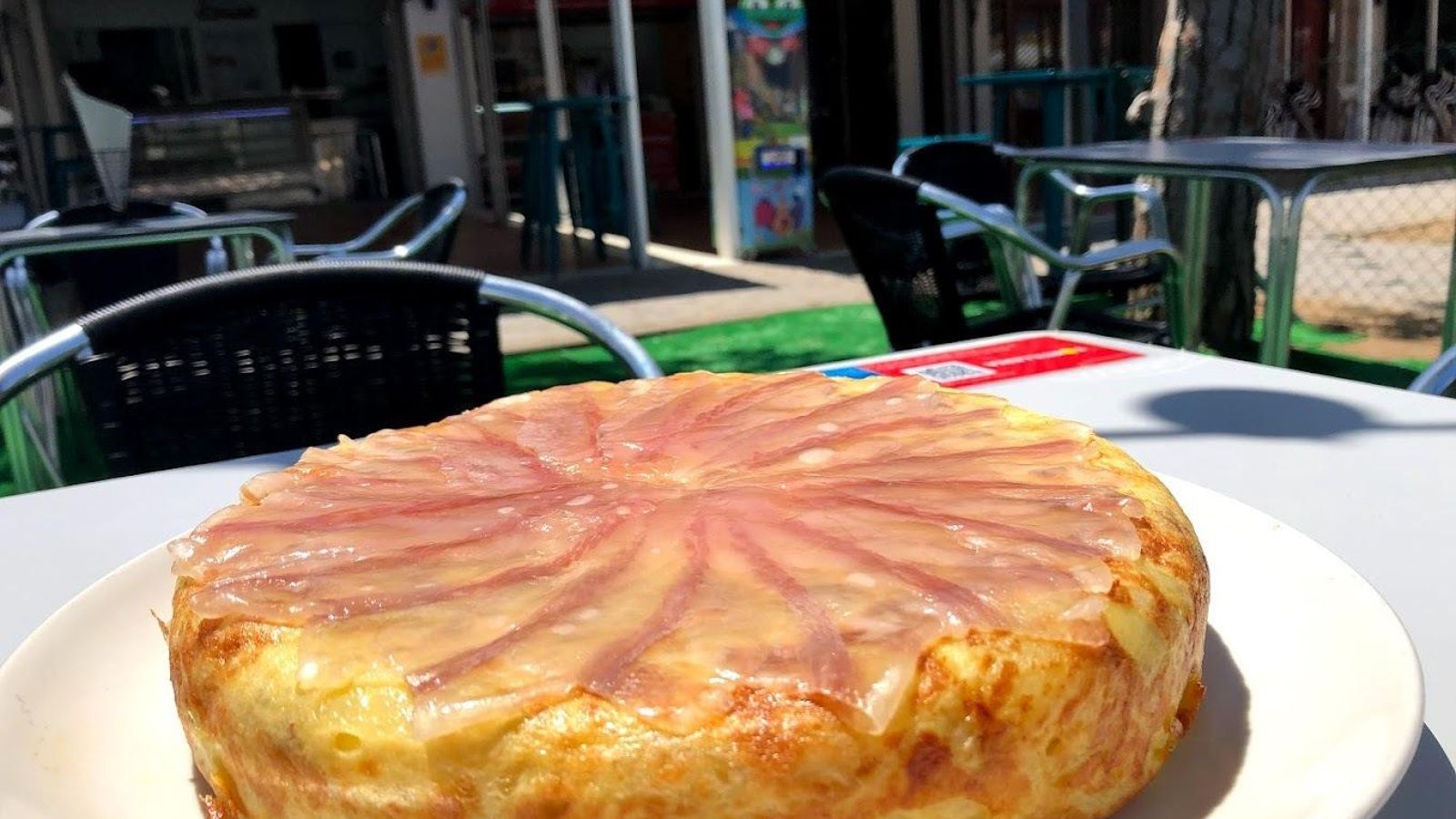 Una de las tortillas de la Tortillería Una de las tortillas de la Tortillería