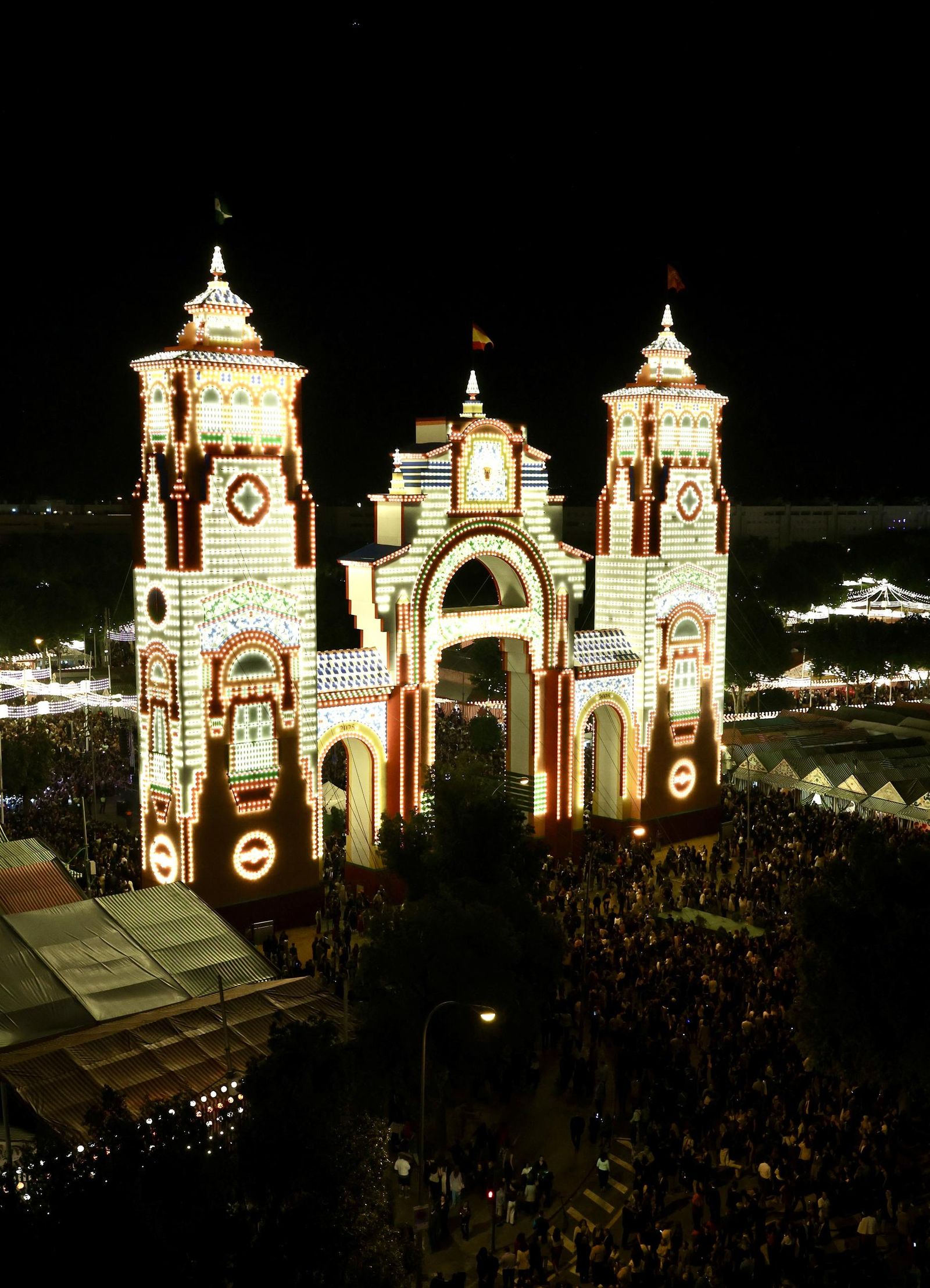 Alumbrao de la portada de Feria 2025