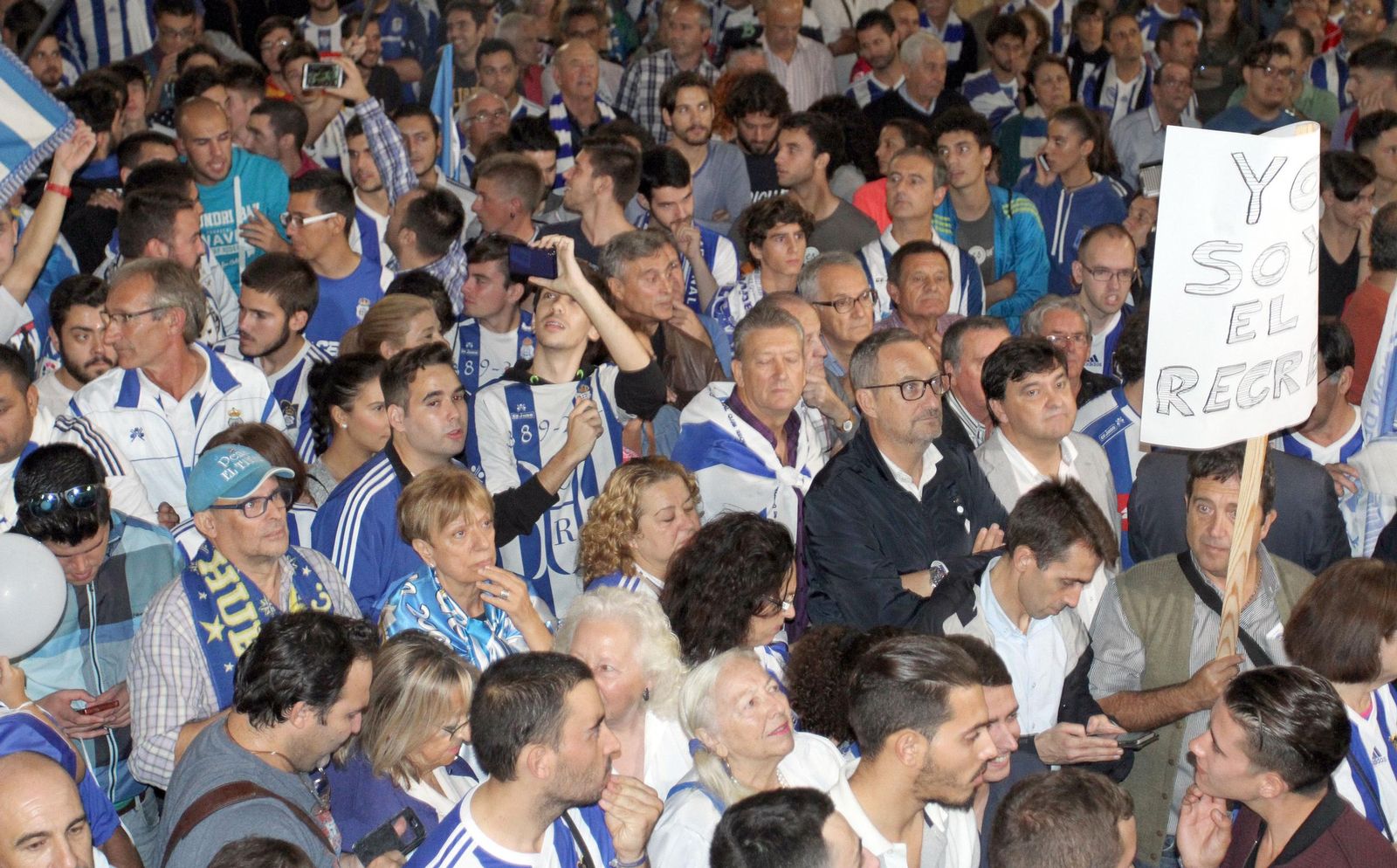 Las imágenes de cuando Huelva se echó a la calle por su Recre