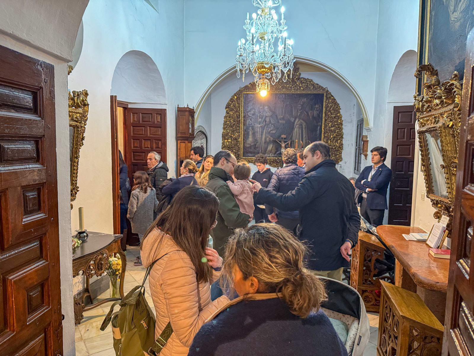 Las mejores fotos de la presentación de los niños a la Virgen de los Dolores de Córdoba