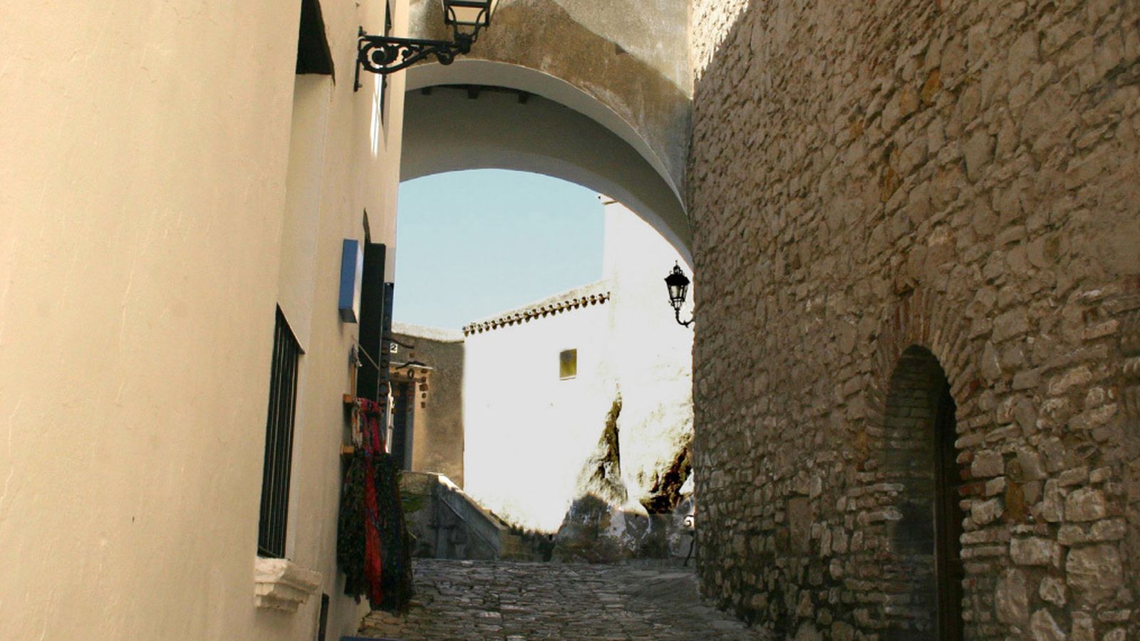 En el año 1931 las calles de Castellar fueron testigos de revueltas de campesinos exigiendo el reparto de tierras.