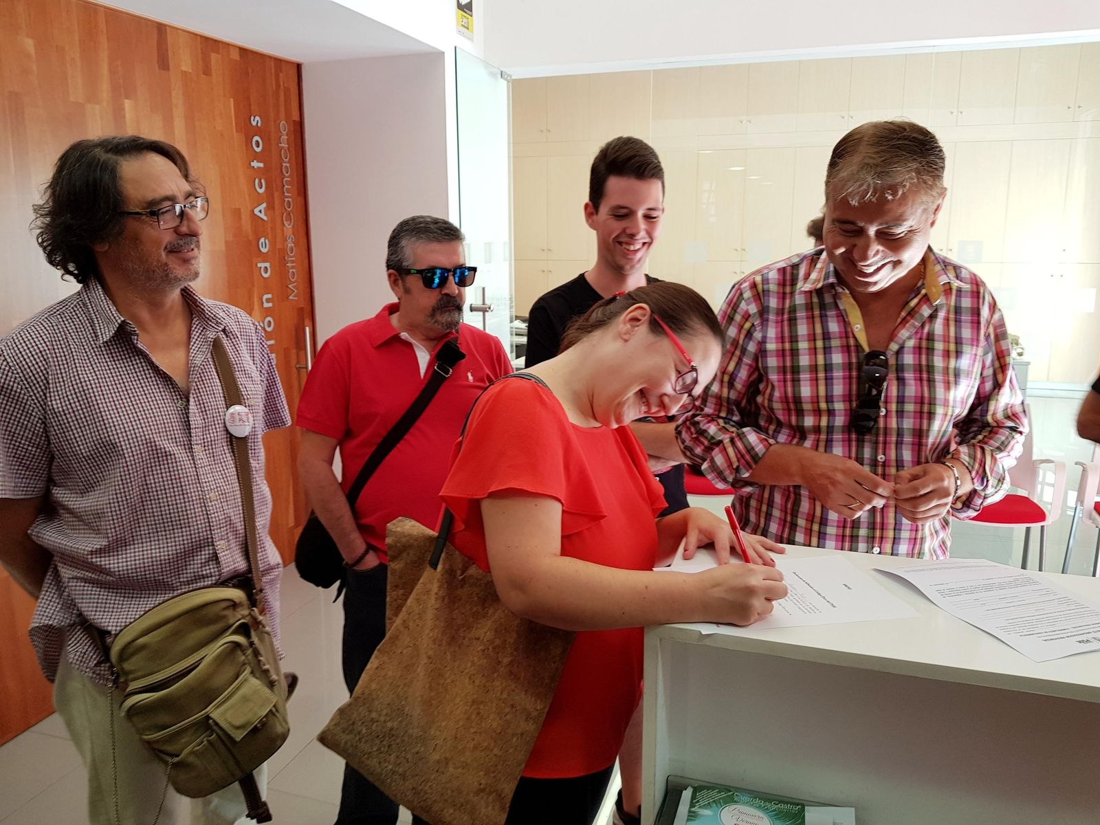 Teba Roldán, cuando presentó su lista a liderar el PSOE de Córdoba.